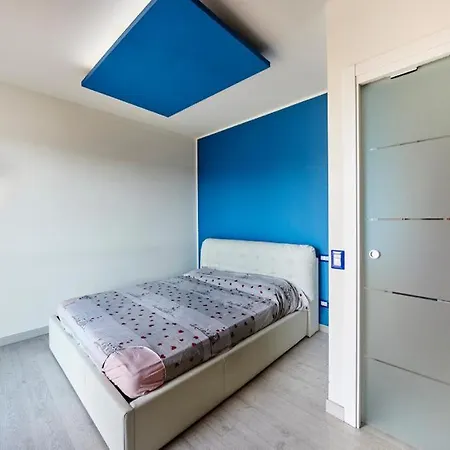 Rory's Bijoux - Apartment